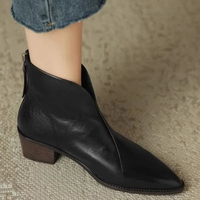 Lorine - Chic and Comfortable Leather Chelsea Boots