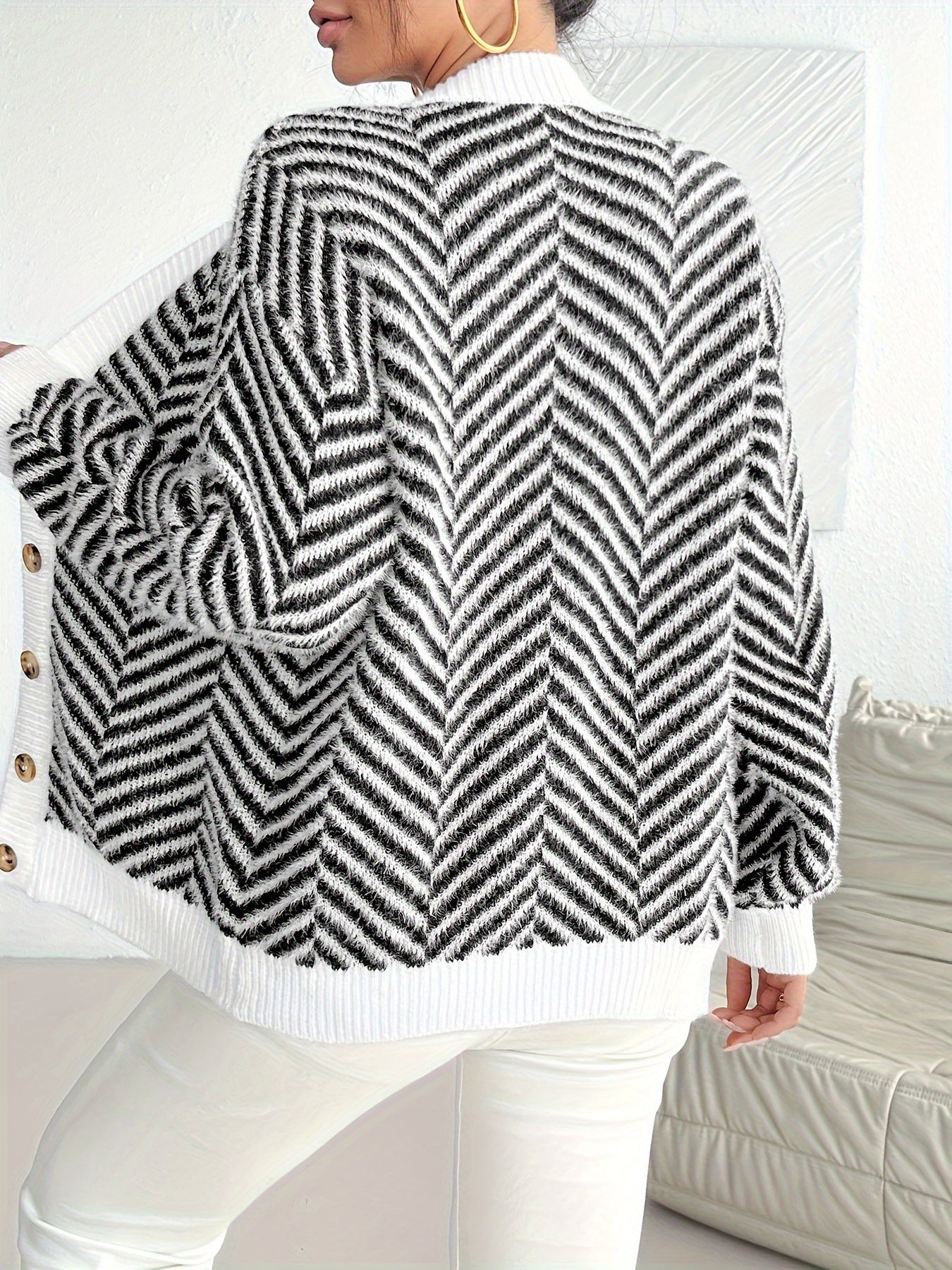 Ashbury™ | Monochrome Chic Cardigan